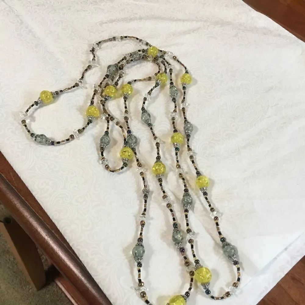 Set of 2 Long Beaded Necklaces - Picture 3 of 7